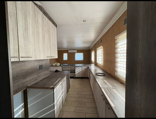 3 BEDROOM HOUSE TO LET IN VANDERBIJLPARK SE 1